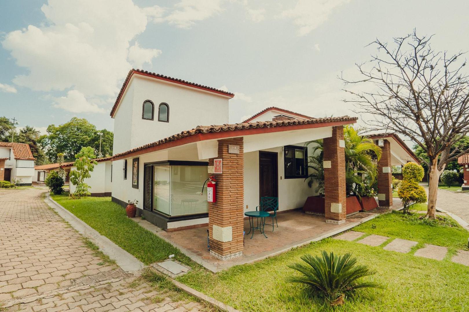 Del Sol & Hotel 4*